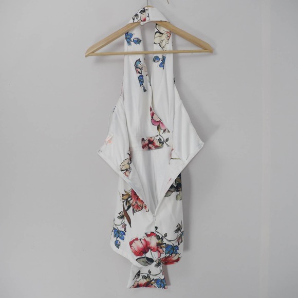 Luxxel Sleeveless Floral Print Romper Size S - Picture 9 of 12